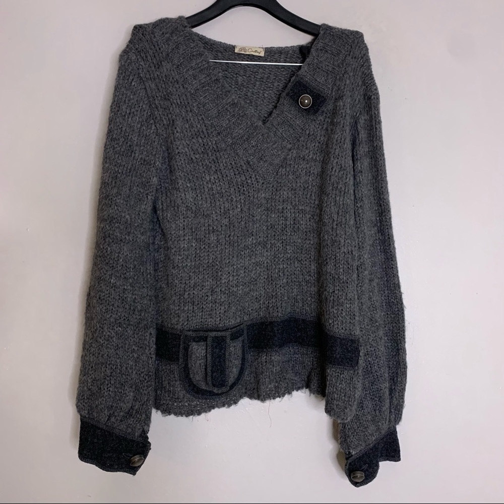 Casting V-neck pull over grey knit sweater Acrylic mohair wool medium